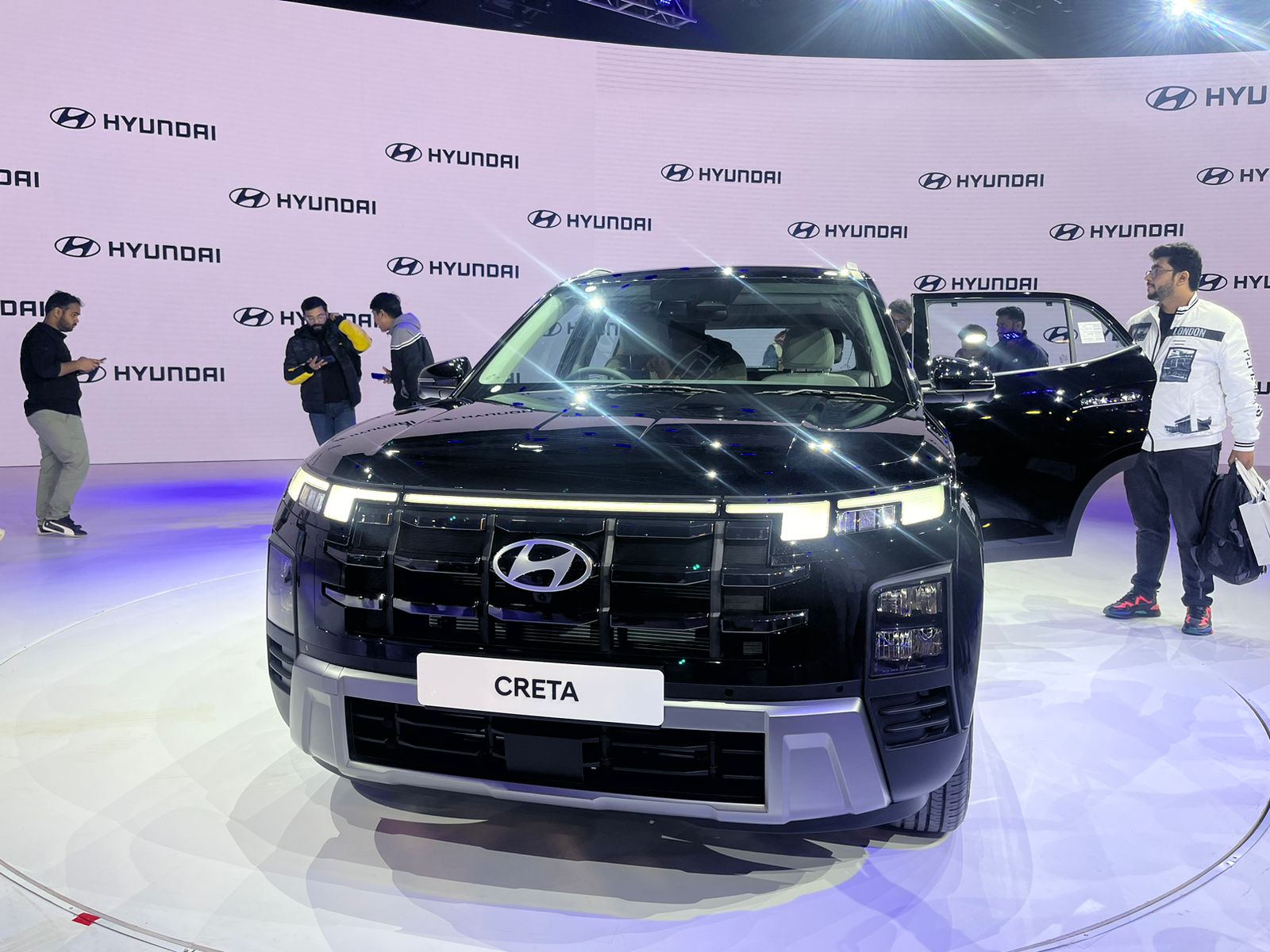 Hyundai Creta 2024 Price, Features, Variants, Mileage, Other Details